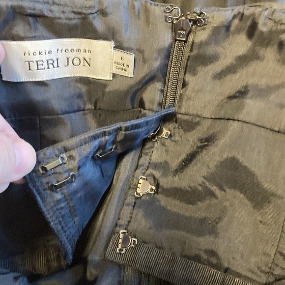 Teri Jon by Rickie Freeman Womens Size 6 Black Maxi Dress 100% Silk Gown Rosette - Picture 9 of 12